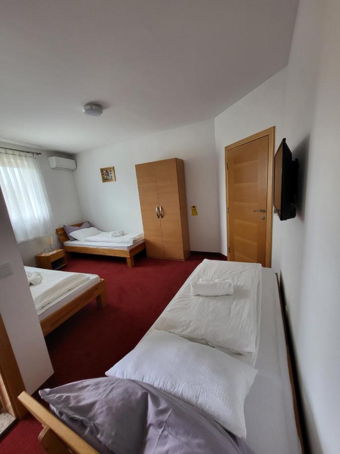 Nihad B&B Visoko Extérieur photo
