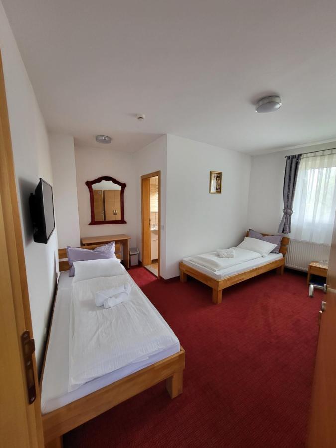 Nihad B&B Visoko Extérieur photo